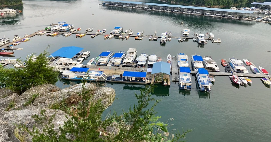 Kentucky RV Parks: 20 Places to Plug In and Break Down