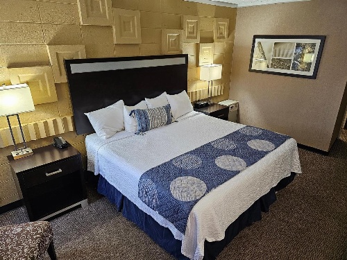 The Landmark Hotel image 3